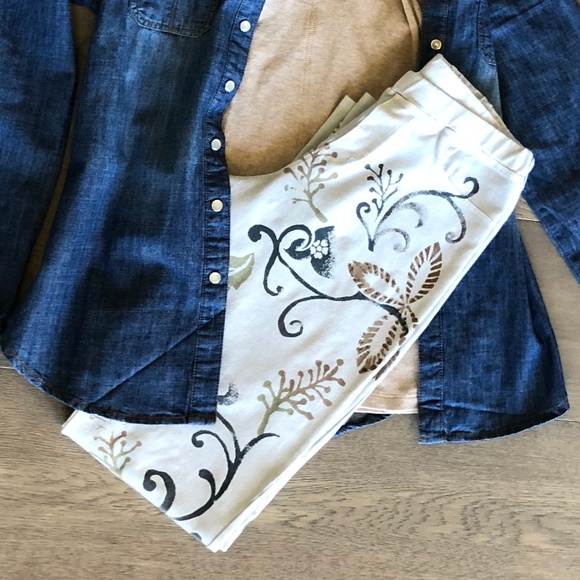 Never Worn T Party Patterned Leggings - Picture 1 of 6